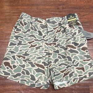 BURLEBO Men's Green and Brown Camo Cargo Shorts